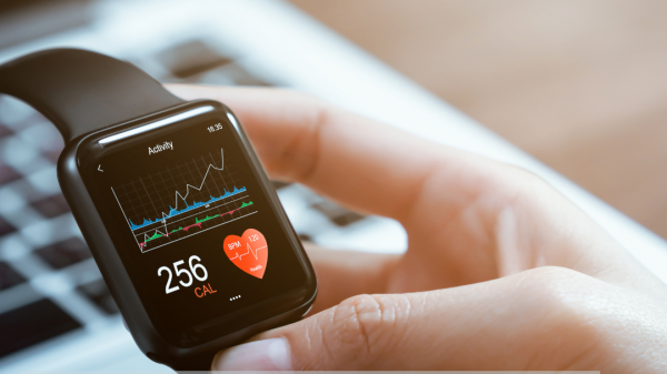 Top 10 Heart Health Monitoring Fitness Smartwatches in Bangladesh (2023) - Buy from Pickaboo.com