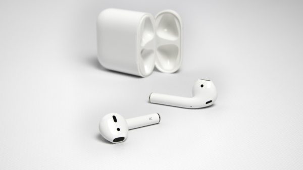 wireless earbuds