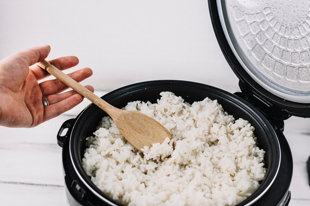 rice cooker in Bangladesh