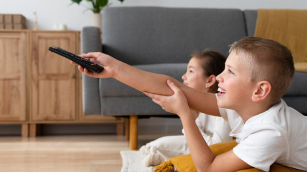 How to Use Smart TV Parental Controls – Keep Kids Safe Online (Bangladesh 2025)