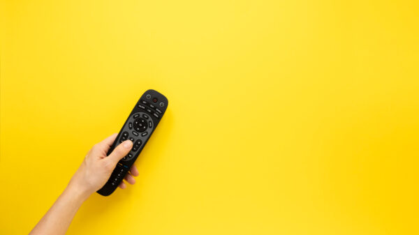 Do You Still Need a Set-Top Box With a Smart TV? (Bangladesh 2025)