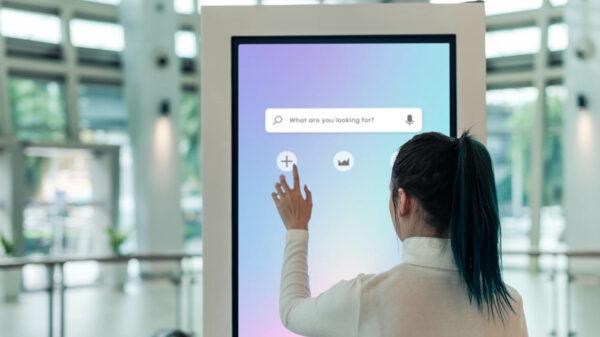 Can You Use a Smart TV as a Digital Billboard or Shop Display in Bangladesh? (2025 Guide)